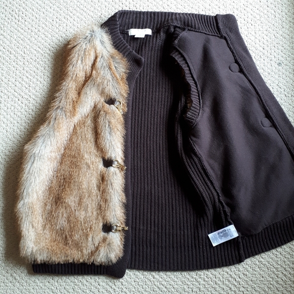 MICHAEL KORS FAUX FUR VEST - Picture 7 of 10